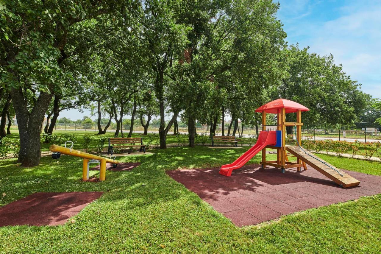 Apartments Polynesia Plava Laguna Umag Exterior foto